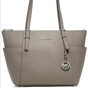 Michael kors tote